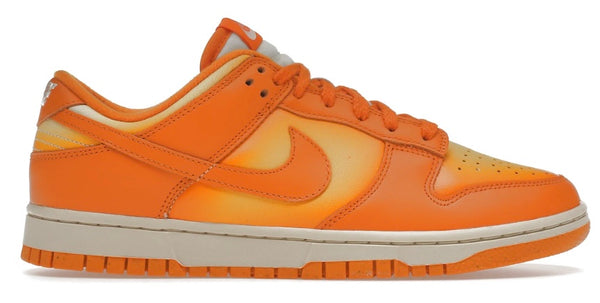 Nike Dunk Low ‘Magma Orange’ (W)