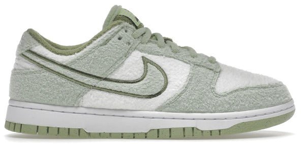 Nike Dunk Low ‘Honeydew Green’